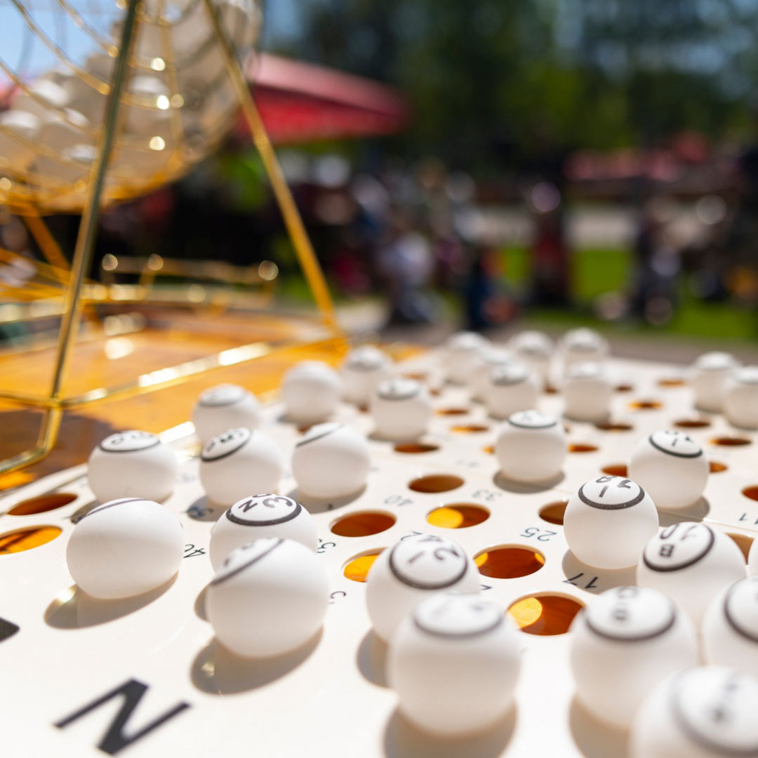 White Single Number Bingo Ball Set (38 mm)